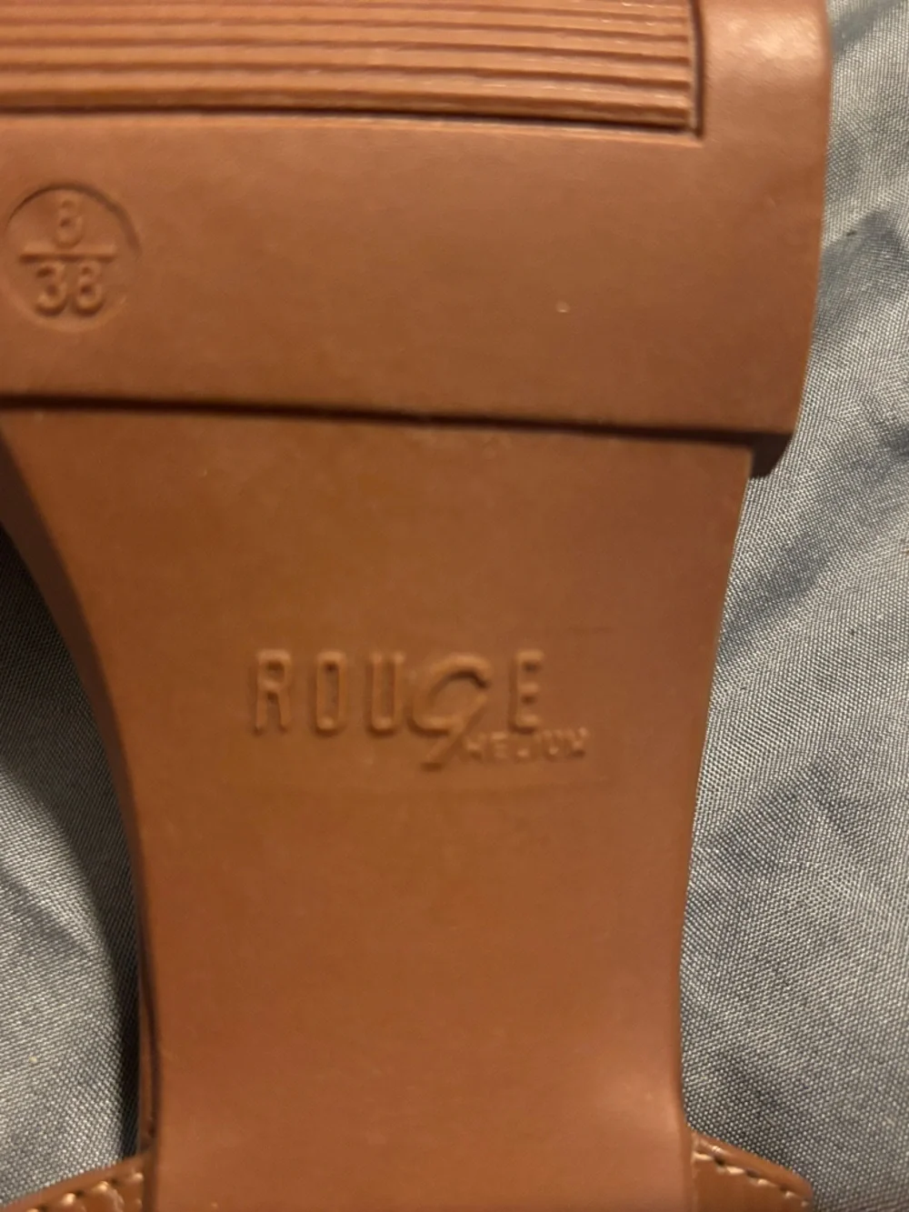 Rouge Helium Brown Patent Platform Sandals